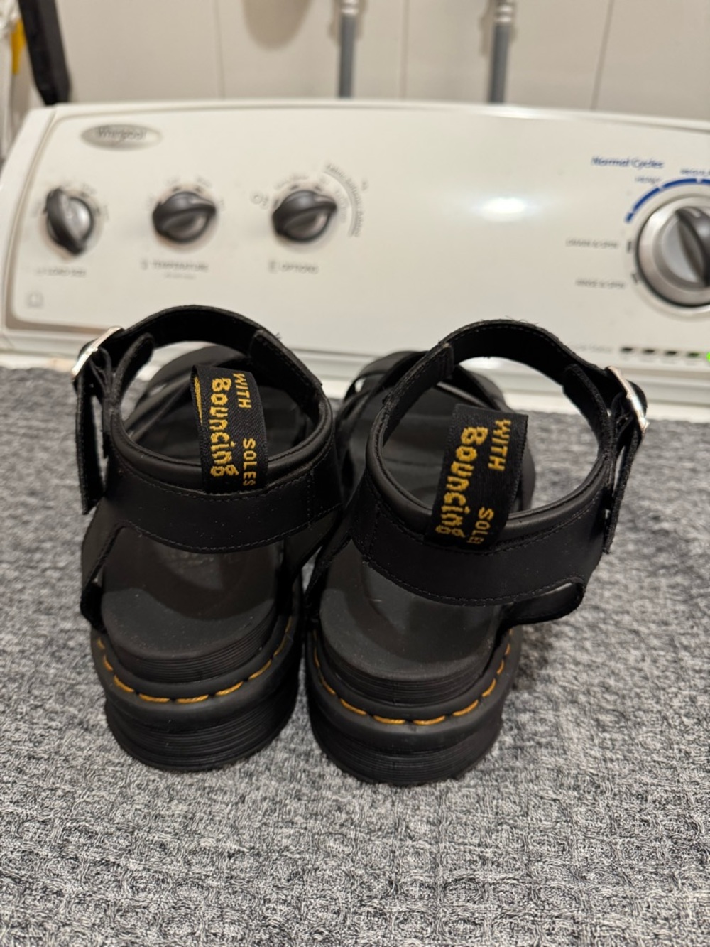Dr. Marten Blaire - Black Platform Sandals - Picture 3 of 5